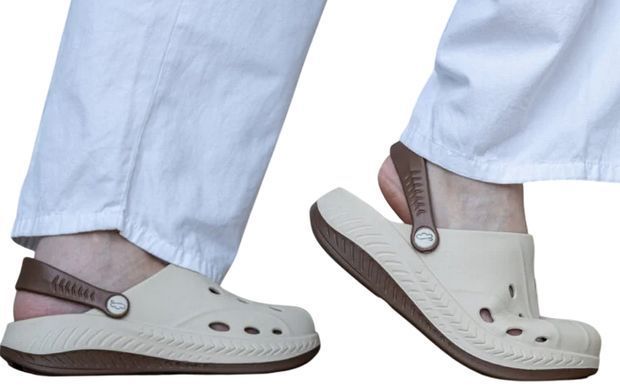 Крокси | Feliz Caminar | Duo Clogs Vanilla Chocolate